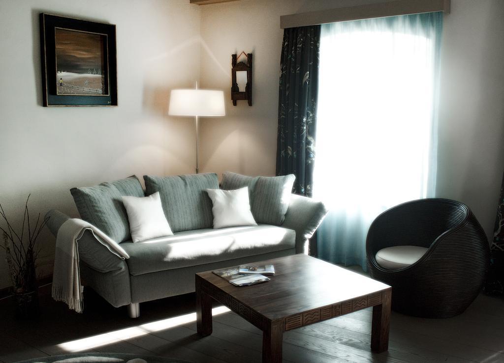 La Belle Saison Bed & Breakfast Mollens  Room photo